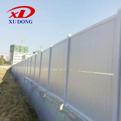 施工現(xiàn)場(chǎng)為何用旭東PVC圍擋？質(zhì)量和安全是決勝的關(guān)鍵！