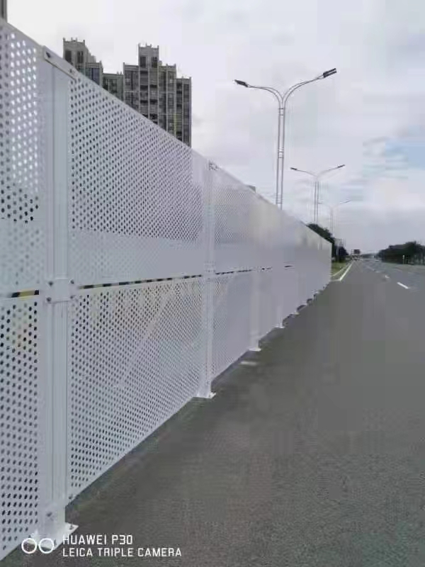裝配式鋼結(jié)構(gòu)圍擋的安裝難度和時間需求如何？【旭東鋼構(gòu)圍擋】